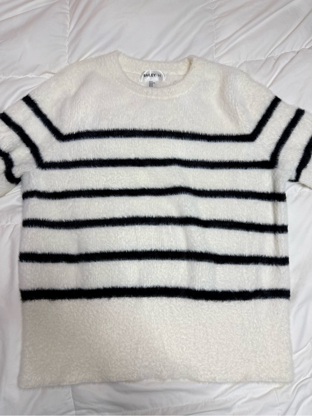 Aritzia Bailey 44 Women's White Fuzzy Crewneck Sweater with Black Stripes